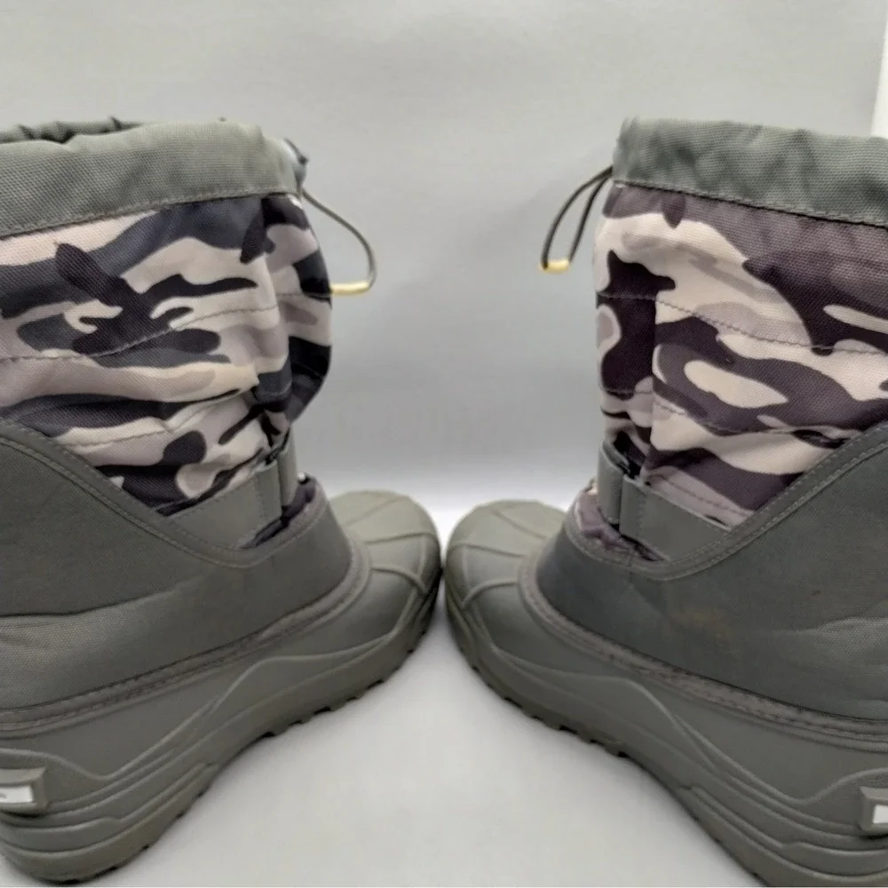 Columbia Powderbug Plus II Kids Snow Boot Gray Camo Waterproof BY1327-033 Size 6